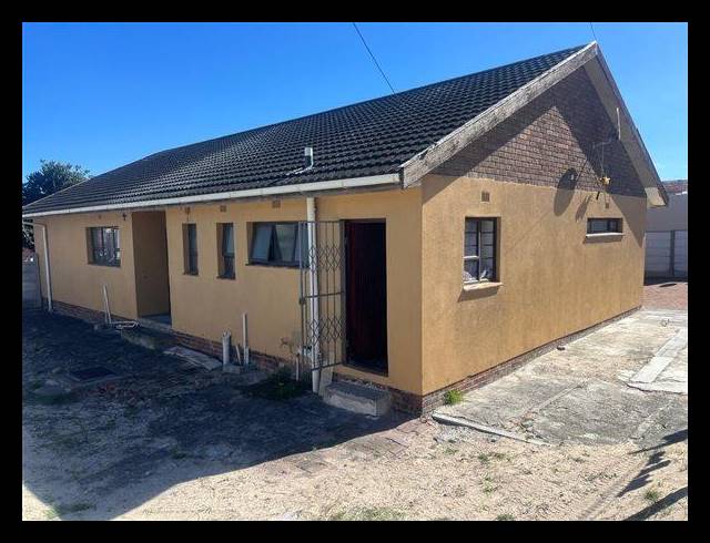 3 BEDROOM HOUSE FOR SALE IN MANDALAY